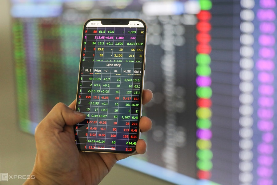 Ai thích hợp đầu tư cổ phiếu qua quỹ mở?