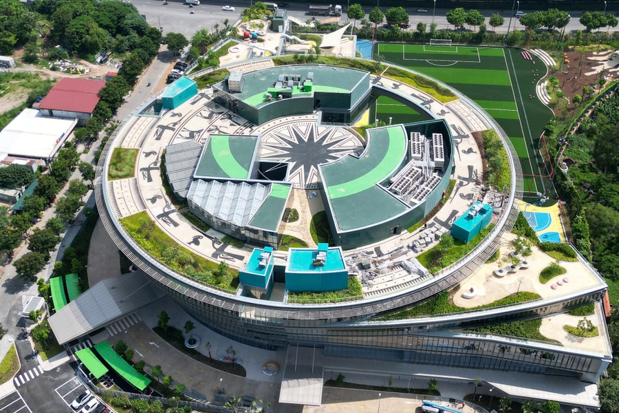 Ngôi trường thu học phí hơn 950 triệu đồng một năm