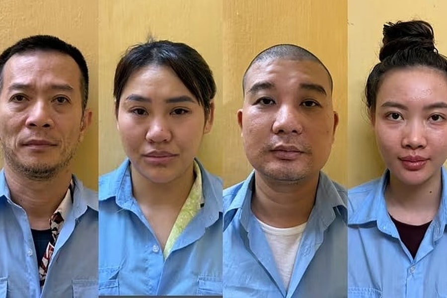 Công an đột kích quán karaoke quy mô lớn ở Hà Nội, bắt 18 người