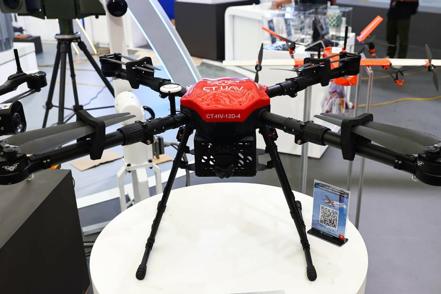 Trình diễn sản phẩm công nghệ chiến lược Make in Viet Nam