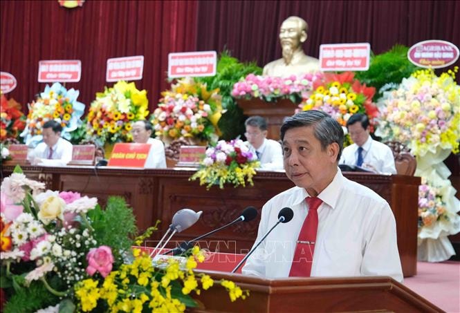 Xây dựng khu vực phòng thủ, quản lý chặt an ninh biên giới biển