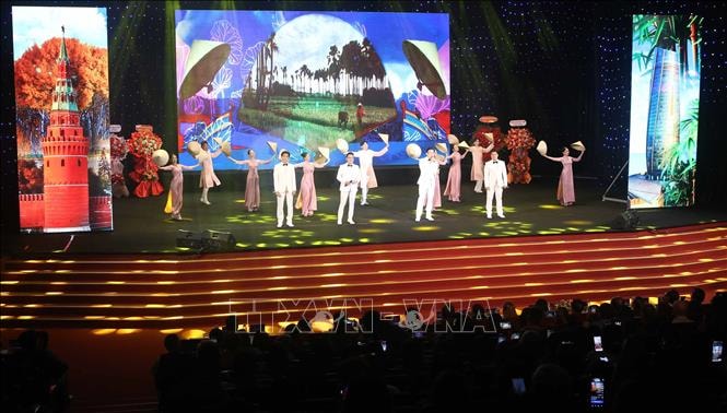 Giao lưu nghệ thuật thắt chặt tình hữu nghị Việt Nam – Liên bang Nga