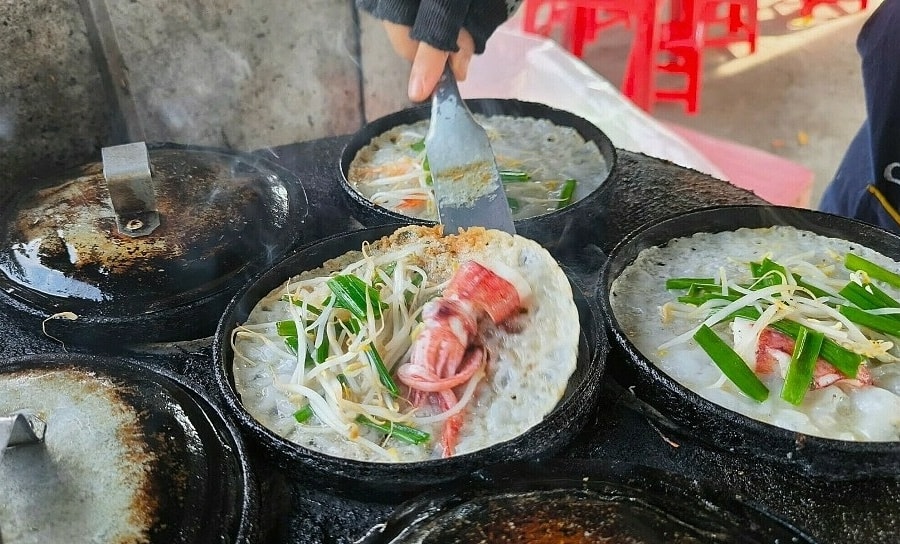 Xỏ lòi là món ăn gì?