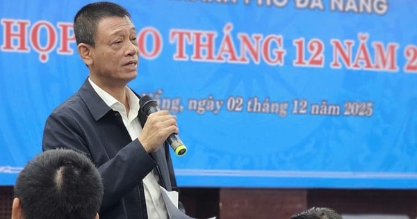 Đà Nẵng lên tiếng về hàng loạt cao ốc chen chúc mọc lên bên sông Hàn