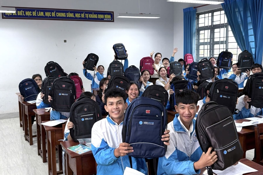 TP Hồ Chí Minh tiếp sức học sinh Đắk Lắk sau bão lũ