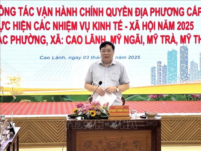 Chủ tịch tỉnh Đồng Tháp chỉ cách gỡ khó cho các xã, phường