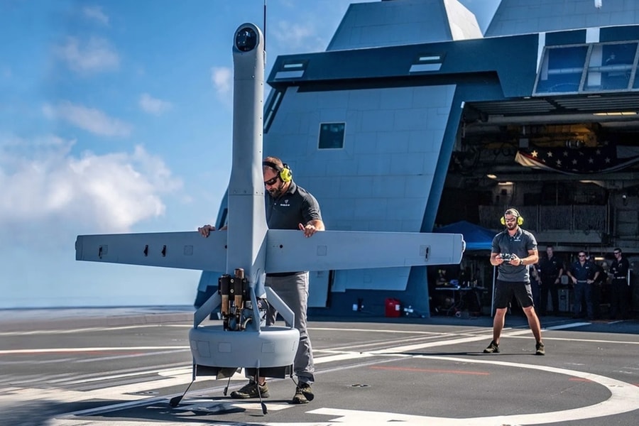 Các công ty vũ khí Mỹ tìm cơ hội từ cuộc chiến chống ma túy của ông Trump