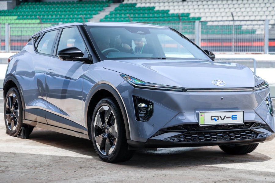 Xe điện đầu tiên của Malaysia ra mắt, giá từ 19.400 USD