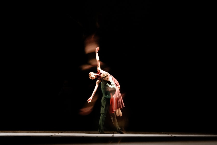 Khán giả Việt xúc động thưởng thức vở ballet đỉnh cao Anna Karenina