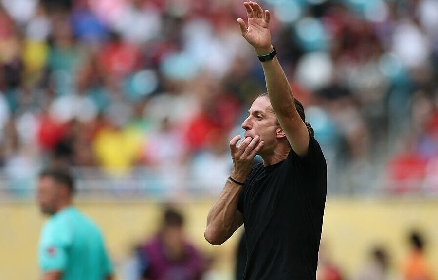 Filipe Luis - từ cậu trò nhỏ của Simeone đến siêu HLV ở Brazil