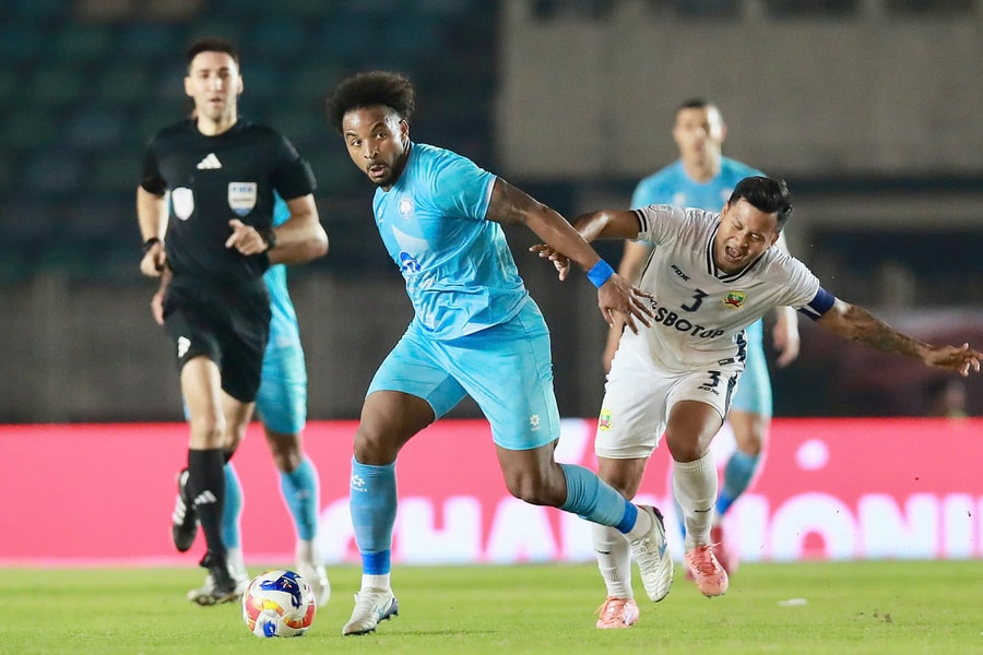 Nguyễn Xuân Son lập hat-trick ở Cup CLB Đông Nam Á