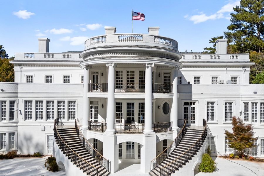 Nữ doanh nhân gốc Việt rao bán biệt thự giống Nhà Trắng