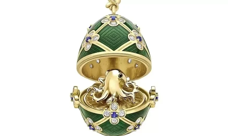 Kẻ trộm nuốt 'quả trứng vàng' trước mặt cảnh sát