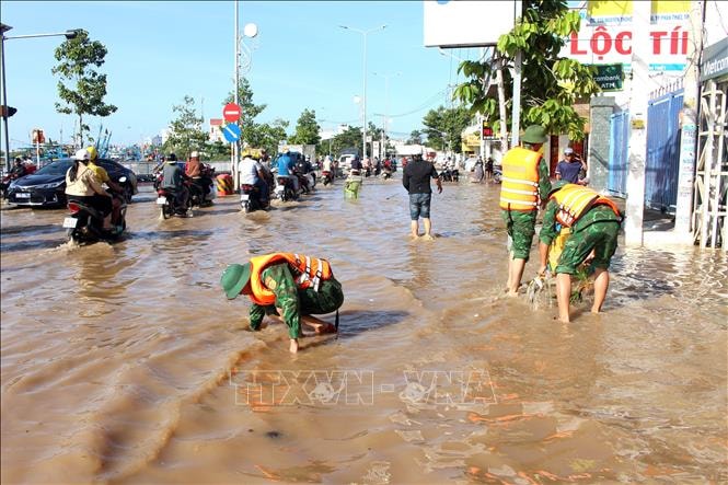 Lâm Đồng yêu cầu các chủ hồ thực hiện nghiêm quy trình xả lũ