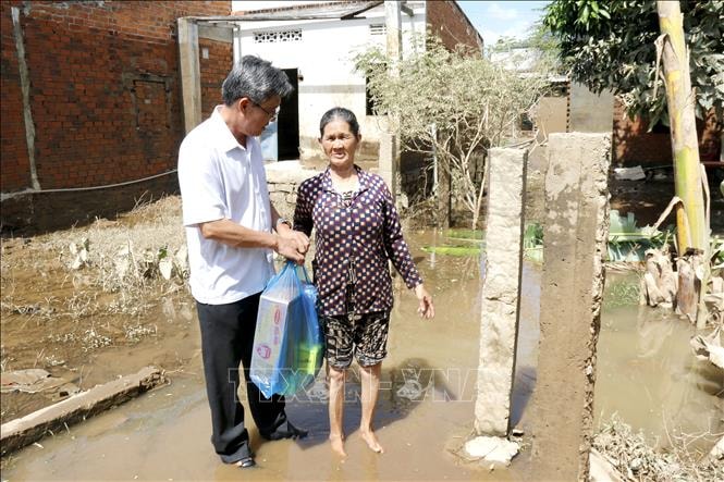 Kiểm tra các khu vực thiệt hại nặng do ngập lụt tại Lâm Đồng
