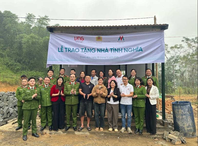 Bộ Công an phối hợp Quỹ Kiến tạo ước mơ trao tặng 23 căn nhà tình nghĩa tại Thanh Hóa