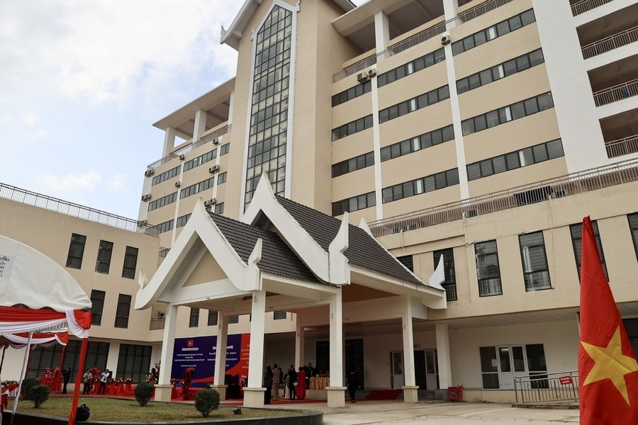 Khánh thành Bệnh viện Hữu nghị Lào - Việt