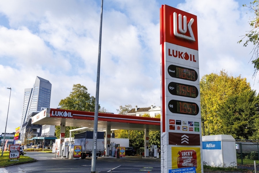 Mỹ đình chỉ một số lệnh trừng phạt tập đoàn dầu mỏ Nga