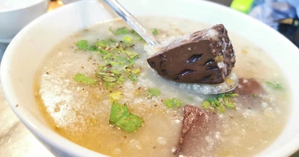 Tiết canh vịt của Việt Nam lọt vào top ẩm thực thế giới