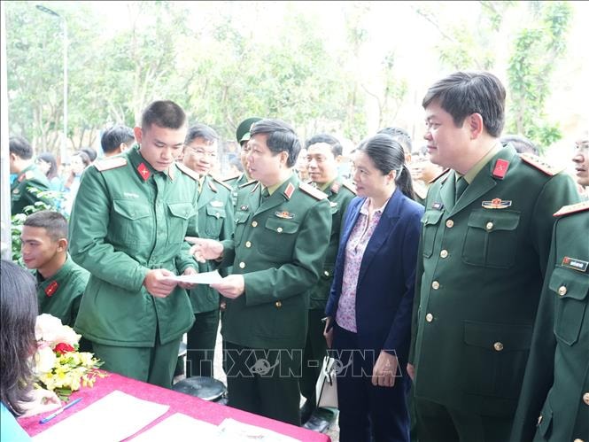 Nhiều cơ hội việc làm cho quân nhân xuất ngũ