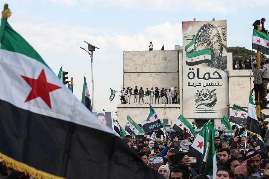 Tiếp nối Mỹ, Canada dỡ lệnh trừng phạt Syria