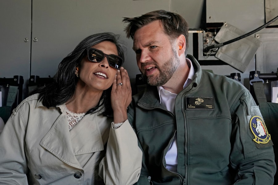 Phó tổng thống Mỹ bác đồn đoán rạn nứt hôn nhân