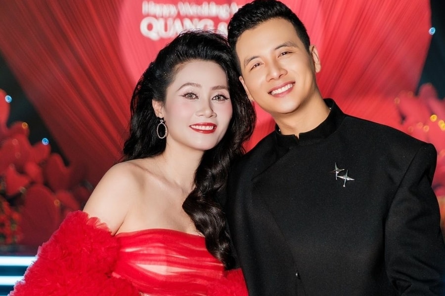 Thanh Hiền sinh con trai