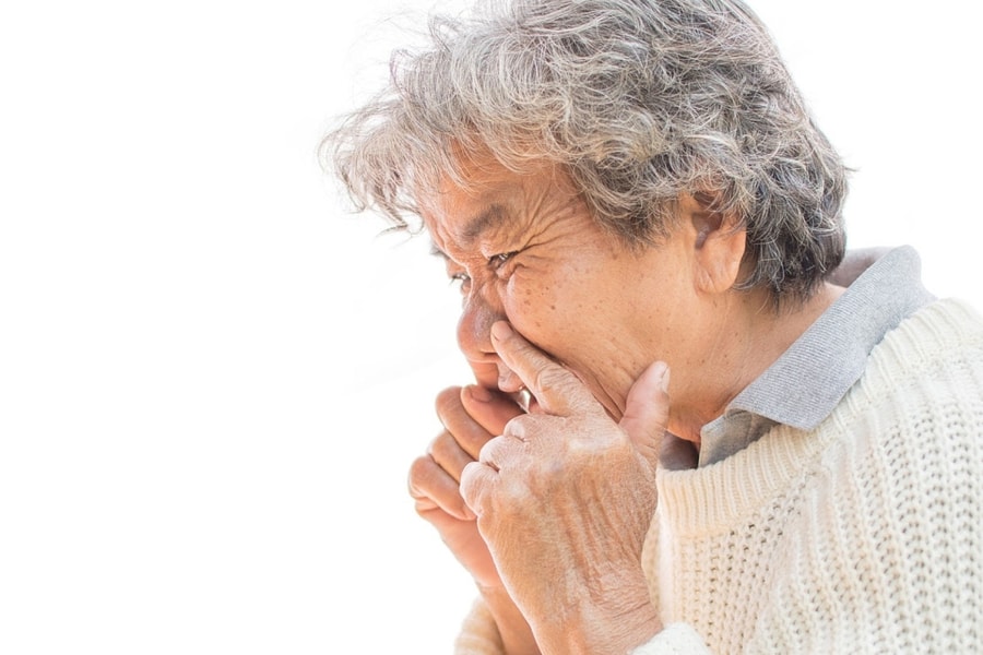 Điều gì xảy ra khi người cao tuổi nhiễm virus hợp bào?