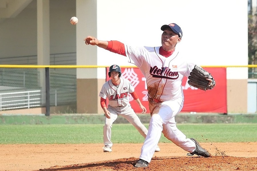 Việt Nam thua Lào 0-16 ở môn bóng chày SEA Games 33