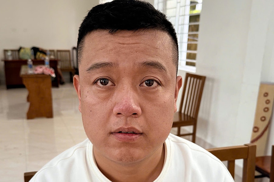 Người đàn ông Trung Quốc giam giữ đồng hương, ép trả nợ