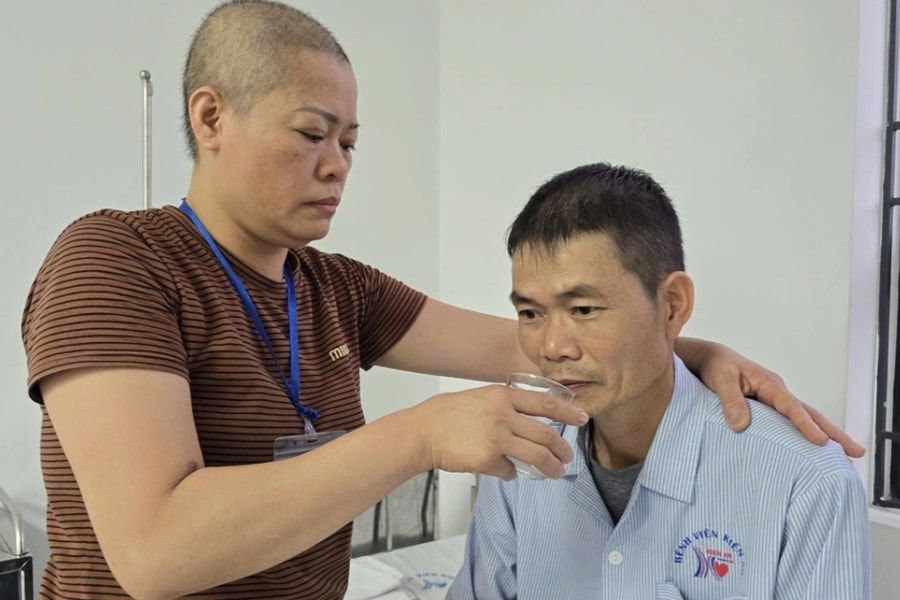 Vợ ung thư vú chăm chồng mắc 2 bệnh ung thư trong cảnh khốn cùng