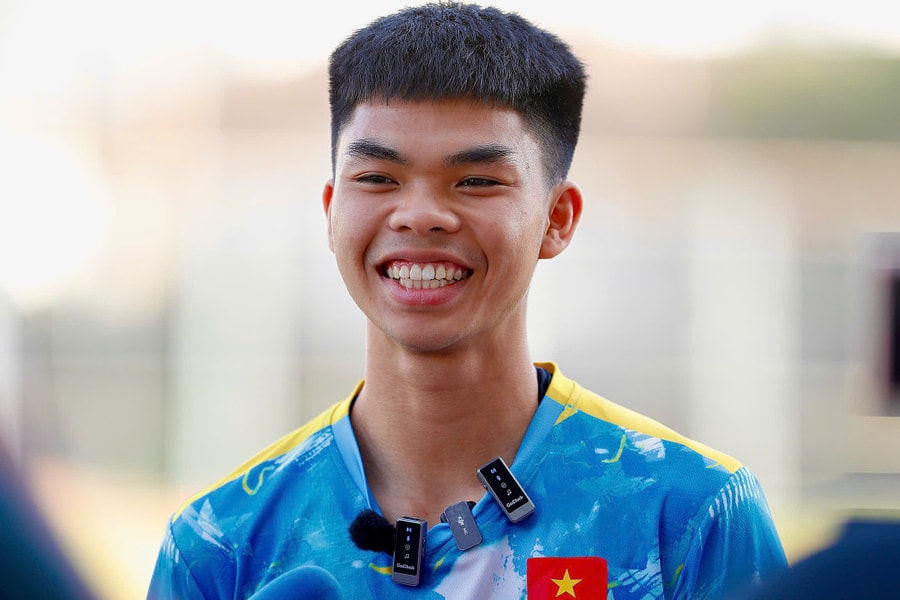 Tuyển thủ Việt Nam sáng học online, chiều đá SEA Games 33