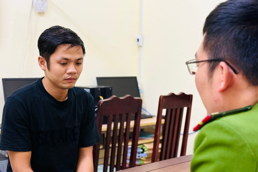 Tài xế ôtô tải sang đường ẩu khiến hai người đi xe máy tử vong