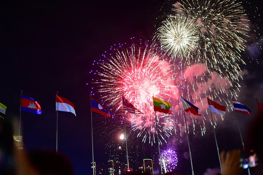 TP HCM bắn pháo hoa 4 điểm mừng năm mới 2026