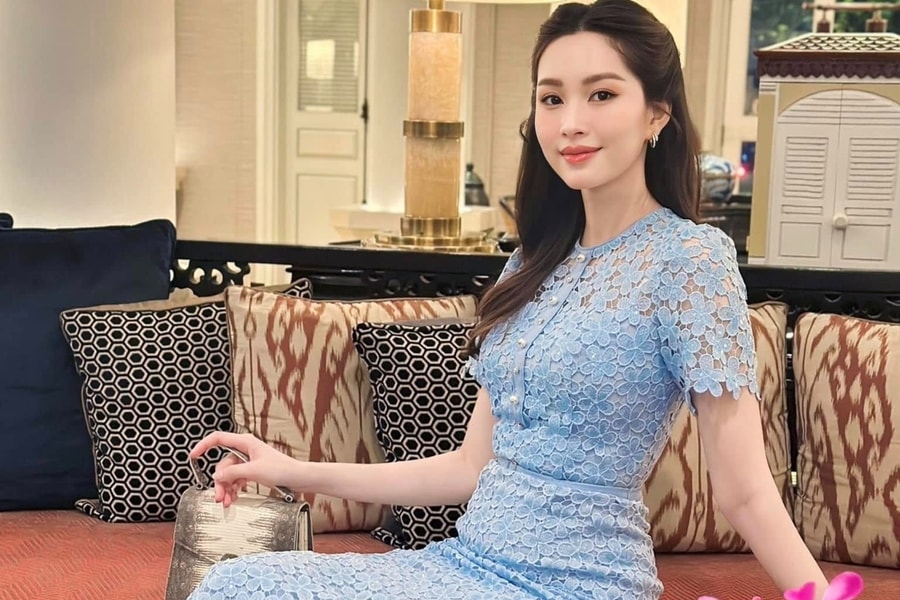 Hoa hậu Đặng Thu Thảo gây chú ý