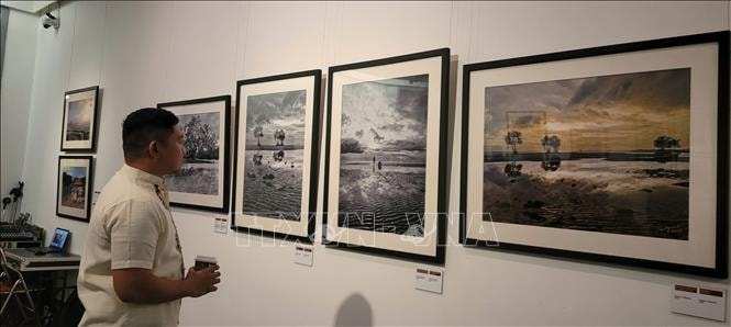 Lời tự sự bằng hình ảnh của Đại sứ Philippines tại Việt Nam