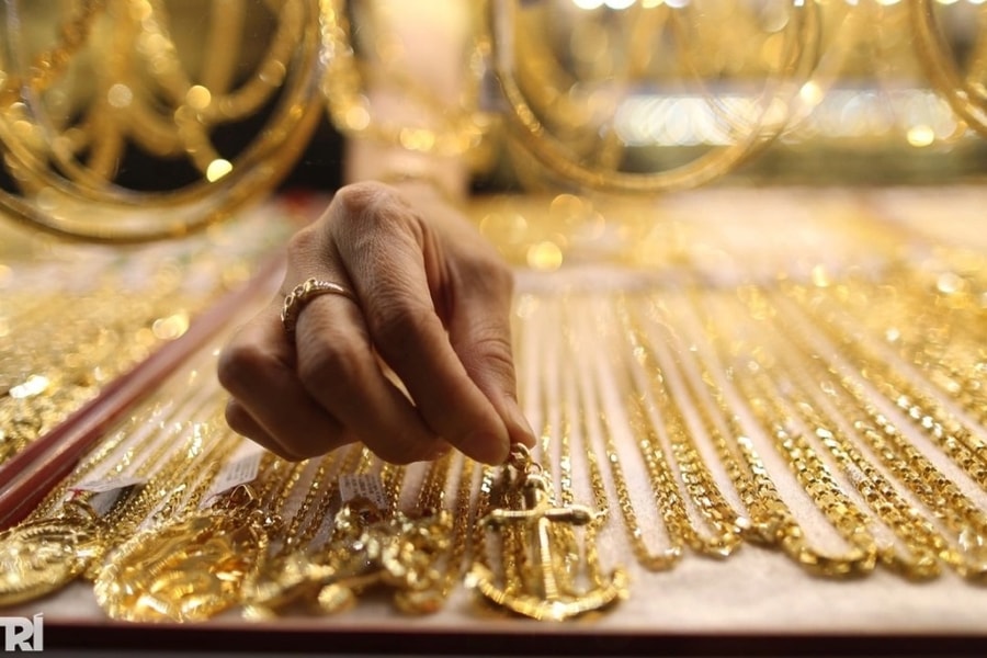 Giá vàng nhẫn giảm 2 triệu đồng/lượng