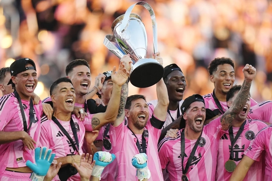 Tranh cãi về số danh hiệu của Messi