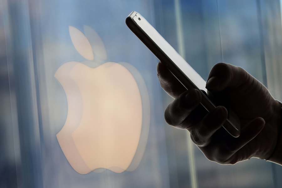 Biến động nhân sự thượng tầng ở Apple