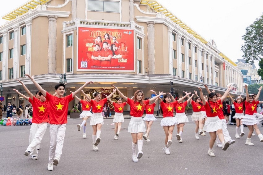 Tự hào màn cổ động rực rỡ tiếp lửa đội tuyển Audition Việt Nam tới SEA Games 33