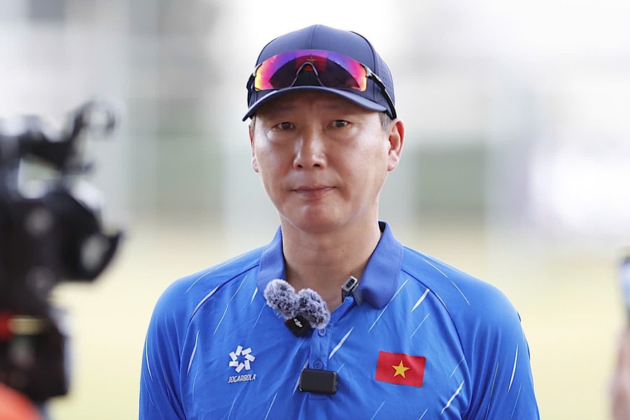 HLV Kim Sang-sik: U22 Việt Nam tổn thương lòng tự trọng, quyết phục thù Malaysia