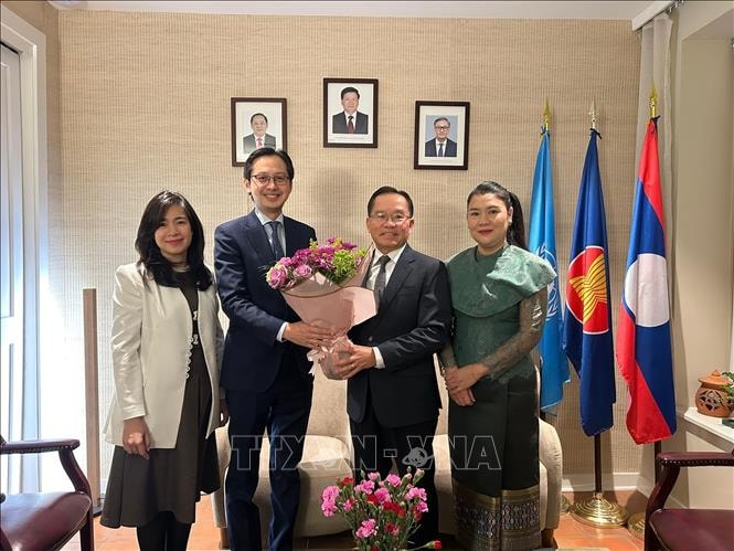 Tăng cường tình hữu nghị Việt Nam - Lào