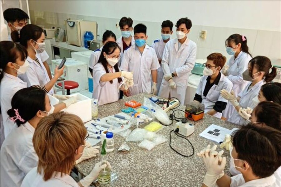 Phê duyệt đề án đào tạo nhân lực chất lượng cao ở Nga, Trung Quốc, các nước Đông Âu và các nước thuộc Liên Xô cũ