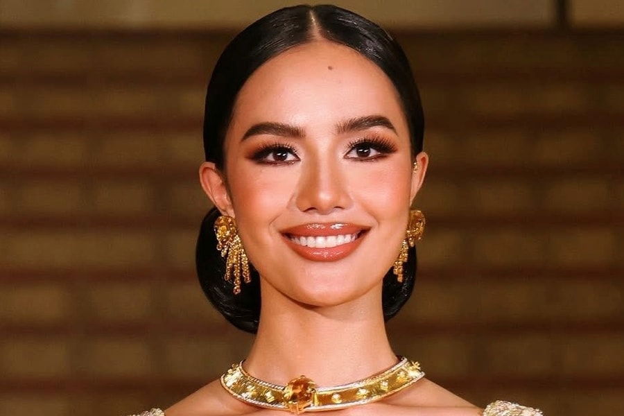 Hoa hậu Thế giới gây sốt khi xuất hiện tại SEA Games