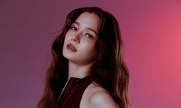 Ca sĩ xin lỗi vì hát nhép ở khai mạc SEA Games