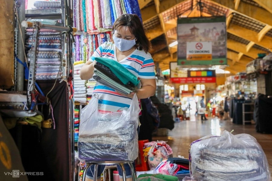 Hộ kinh doanh được tự xác định doanh thu nộp thuế