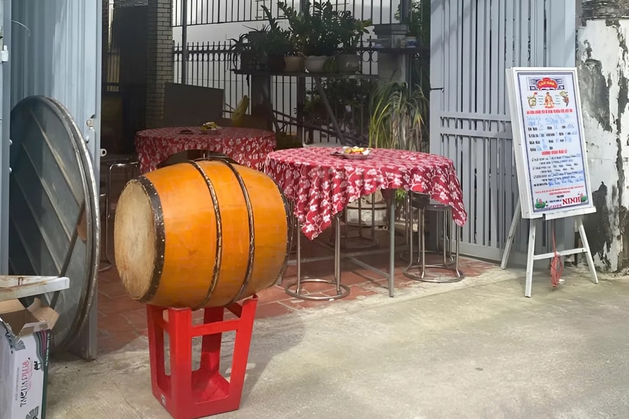 Lễ tang Thương Tín ở Phan Rang - giản dị và cấm YouTuber livestream