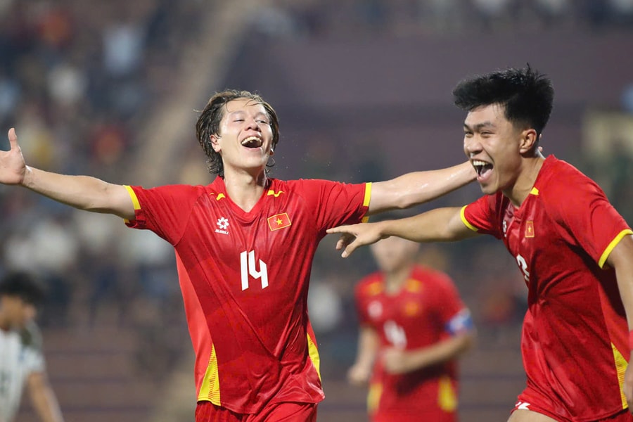 Đội hình U22 Việt Nam đấu U22 Malaysia: Ngôi sao Việt kiều đá chính