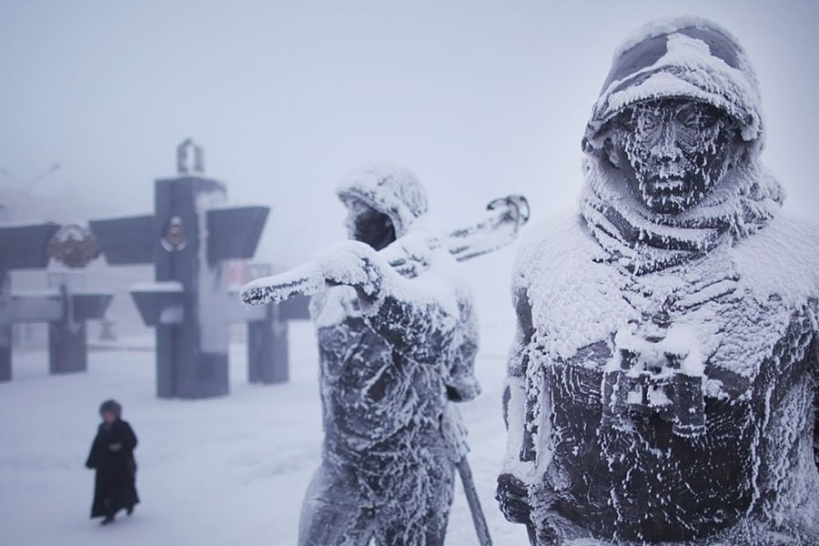 Nhiệt độ kỷ lục ở nơi lạnh nhất thế giới có người sống là bao nhiêu?