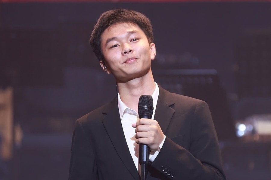 Giọng ca Trung Quốc hát 'Còn gì đẹp hơn'